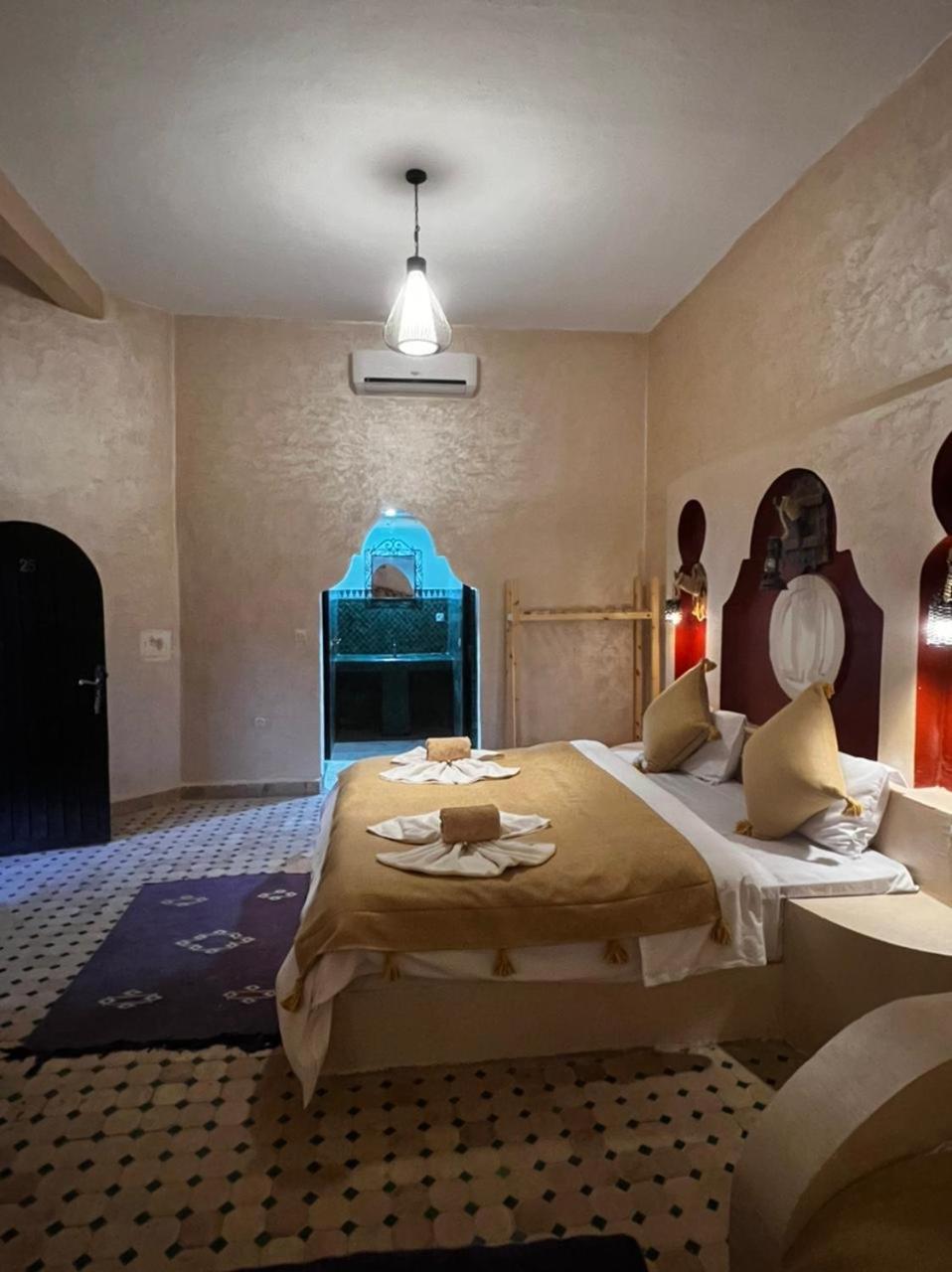 Hotel Cafe Du Sud 梅尔祖卡 外观 照片