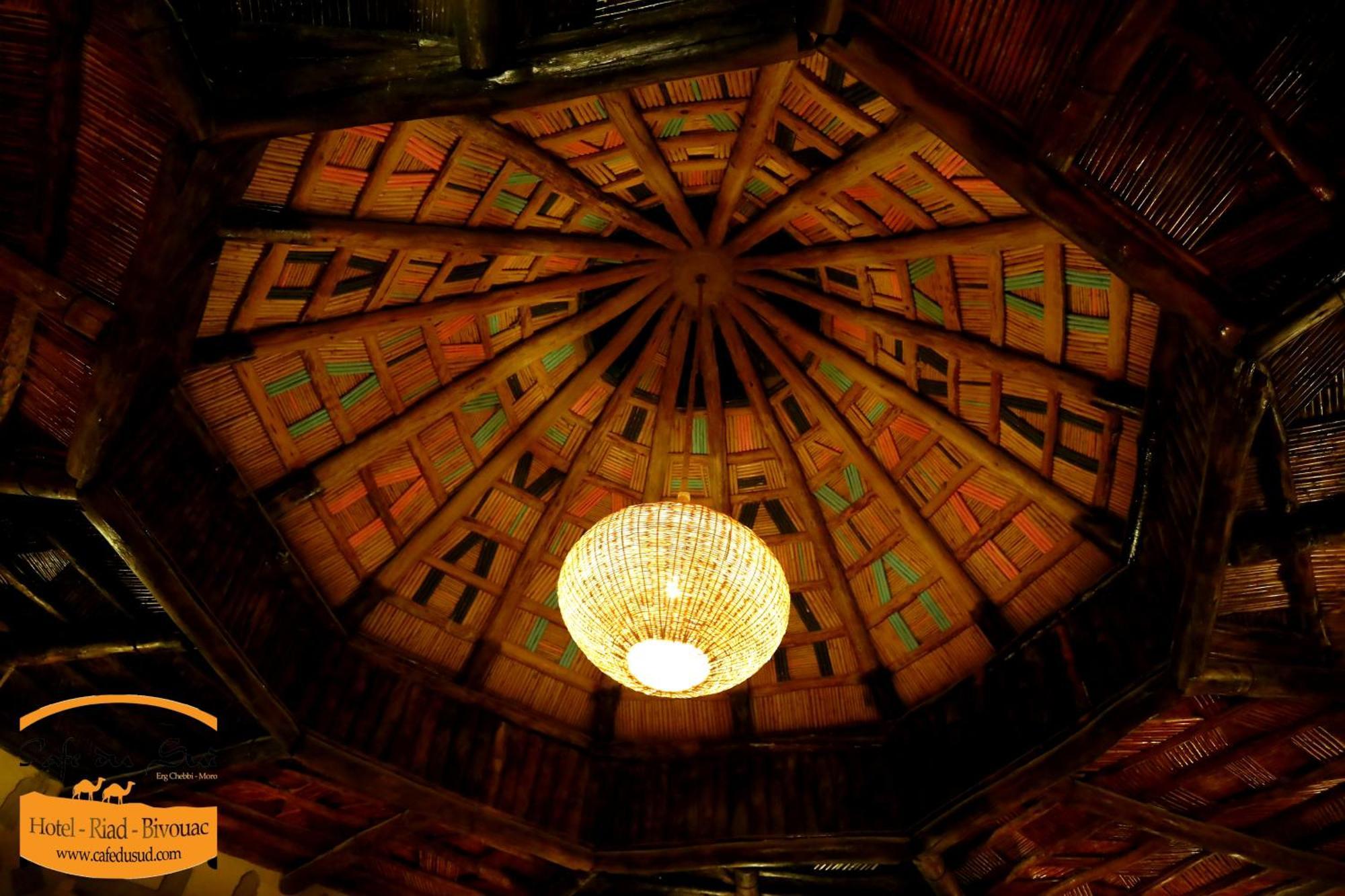 Hotel Cafe Du Sud 梅尔祖卡 外观 照片